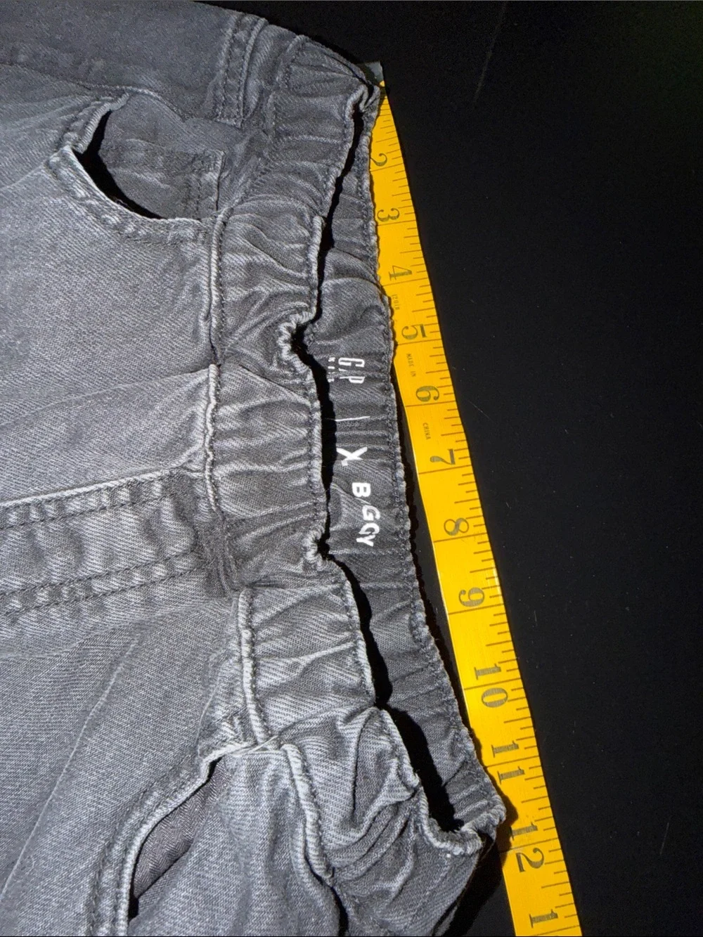 GAP Black Wide-Leg Jeans with Frayed Hem
